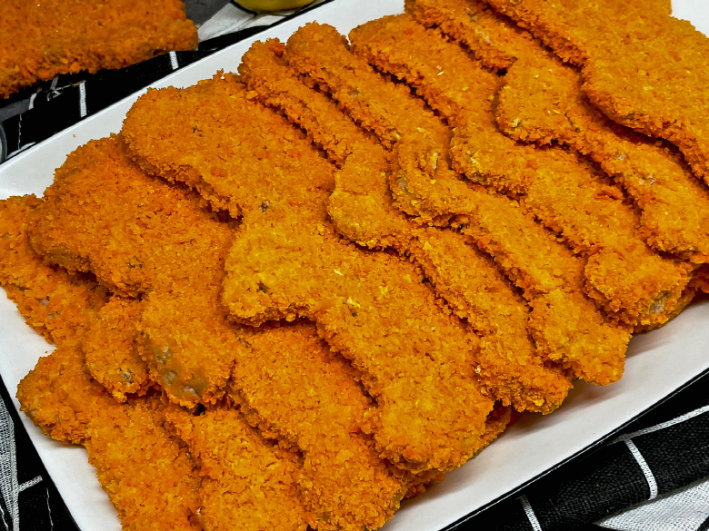 피카츄 돈까스 1kg (20).jpg